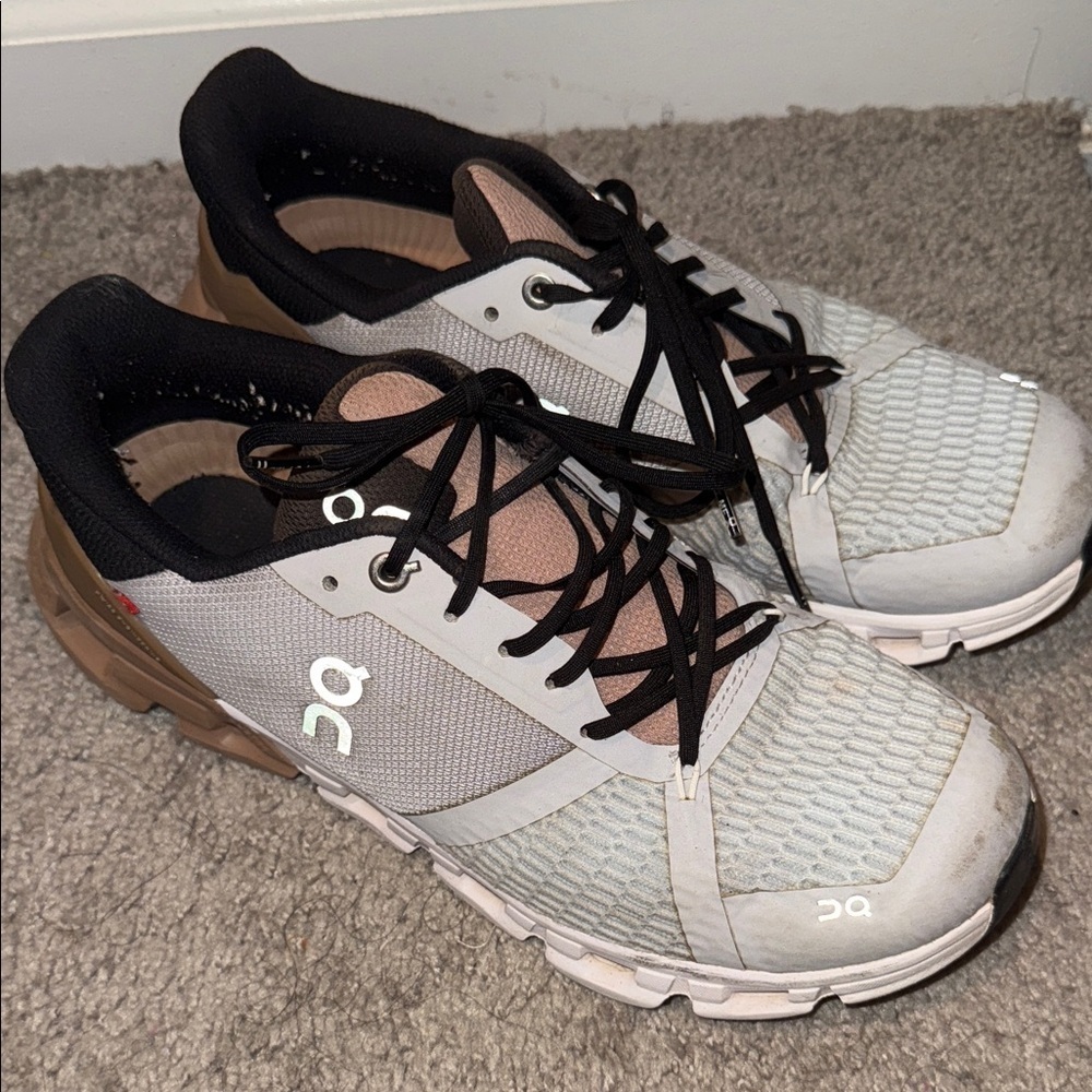 On Running Women's Athletic Shoes - Gray and Brown